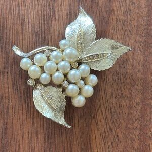 Vintage Coro Signed Grape Cluster Brooch